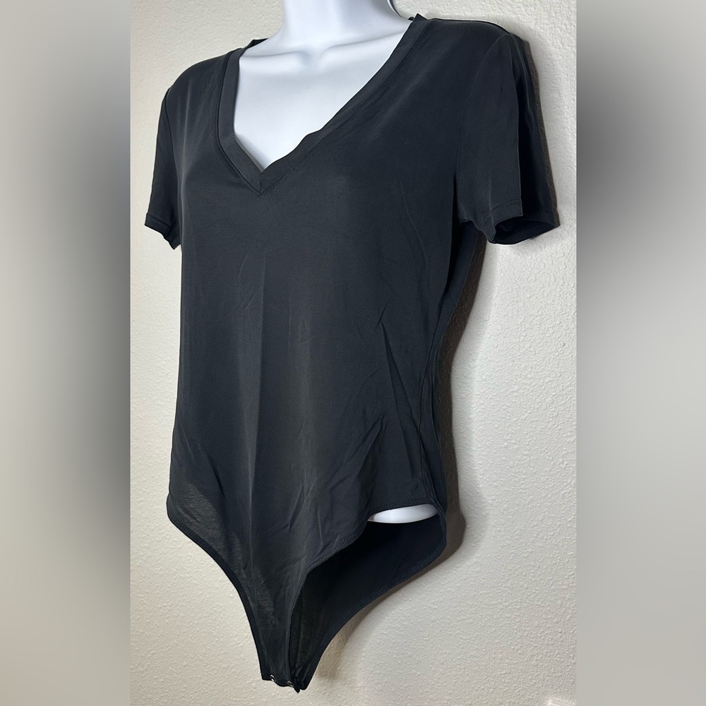 Forever 21 Black Bodycon Bodysuit Size Medium